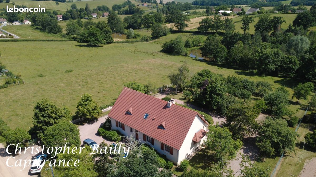 Maison 7 pièces 218 m² · à Le Donjon · 218 m² · 329 790 €