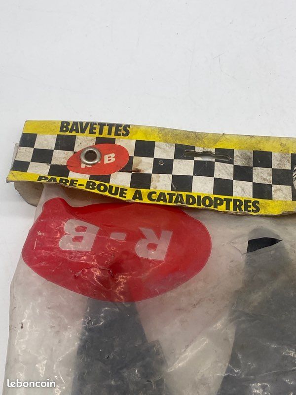JEU DE BAVETTES pare boue arrière avec catadioptres R-B FIAT TIPO EUR 29,00 - FR