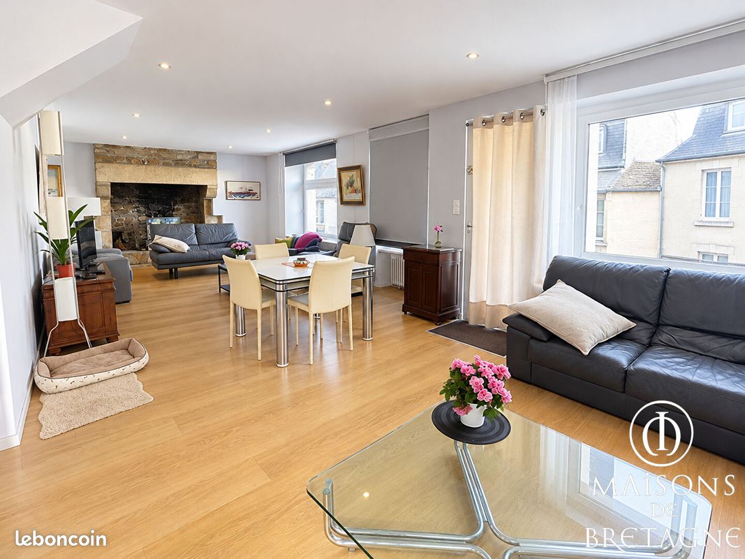 Maison 9 pièces 206 m² · à Pont-Aven · 206 m² · 372 000 €