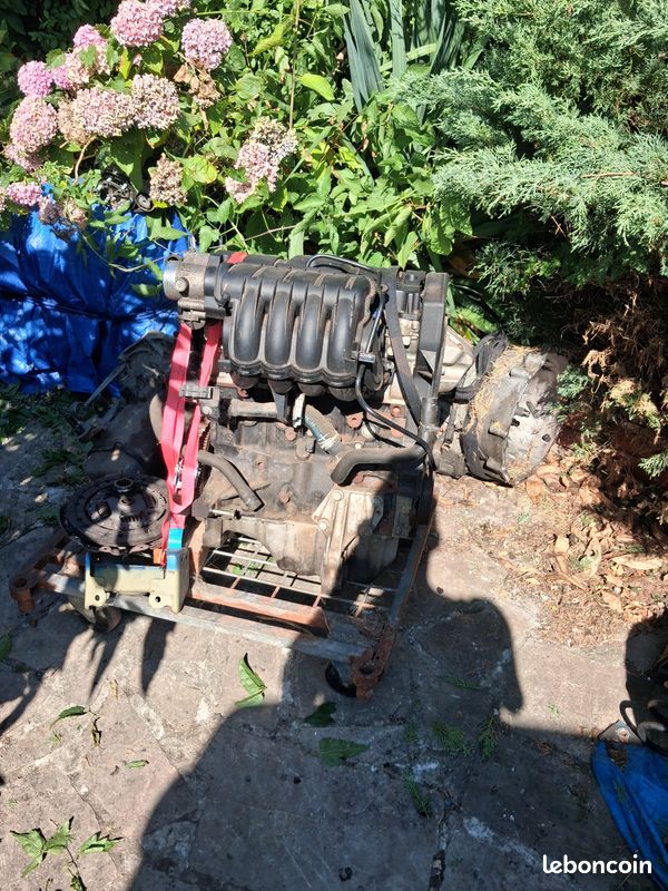 Moteur Peugeot 1,6 16 v (image 1)