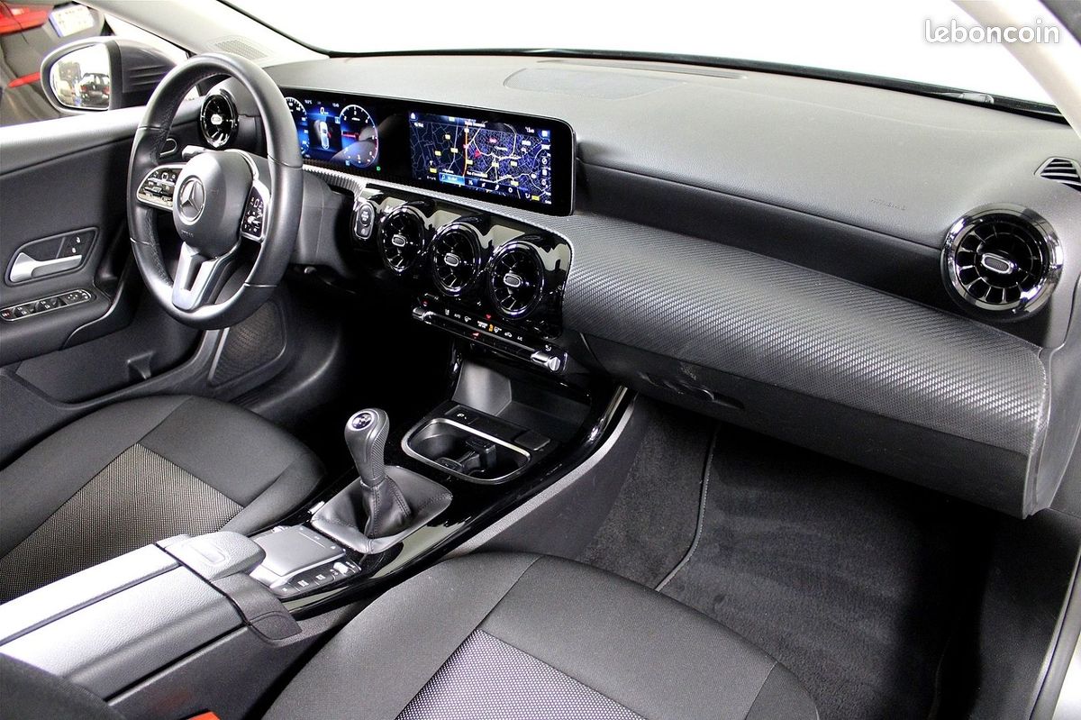 Mercedes CLASSE A IV 180 D BUSINESS LINE (image 20)