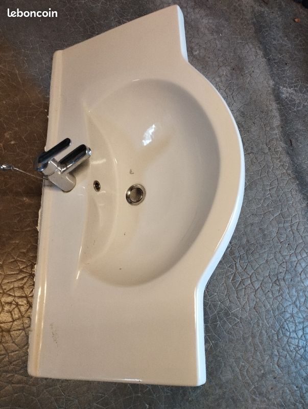 Lavabo céramique (image 1)