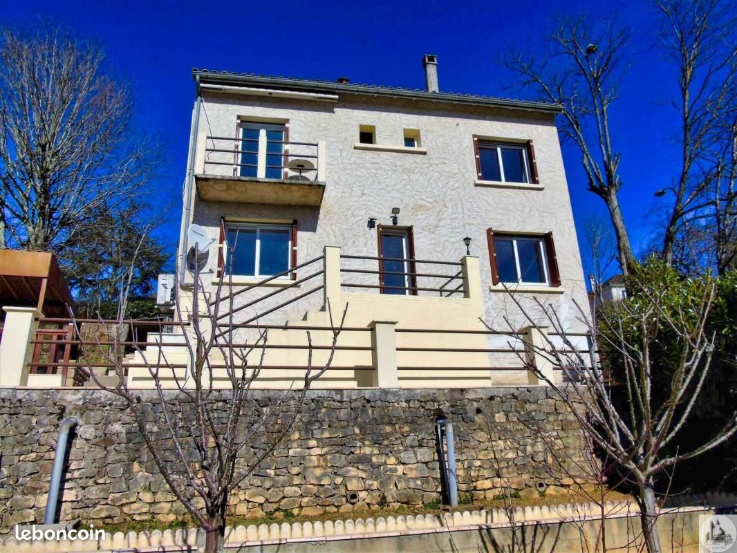 Maison 4 pièces 117 m² · à Puy-l'Évêque · 117 m² · 120 000 €