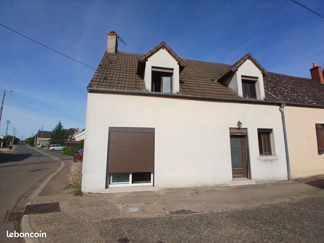 Maison 4 pièces 113 m² · à Couy · 113 m² · 90 000 €