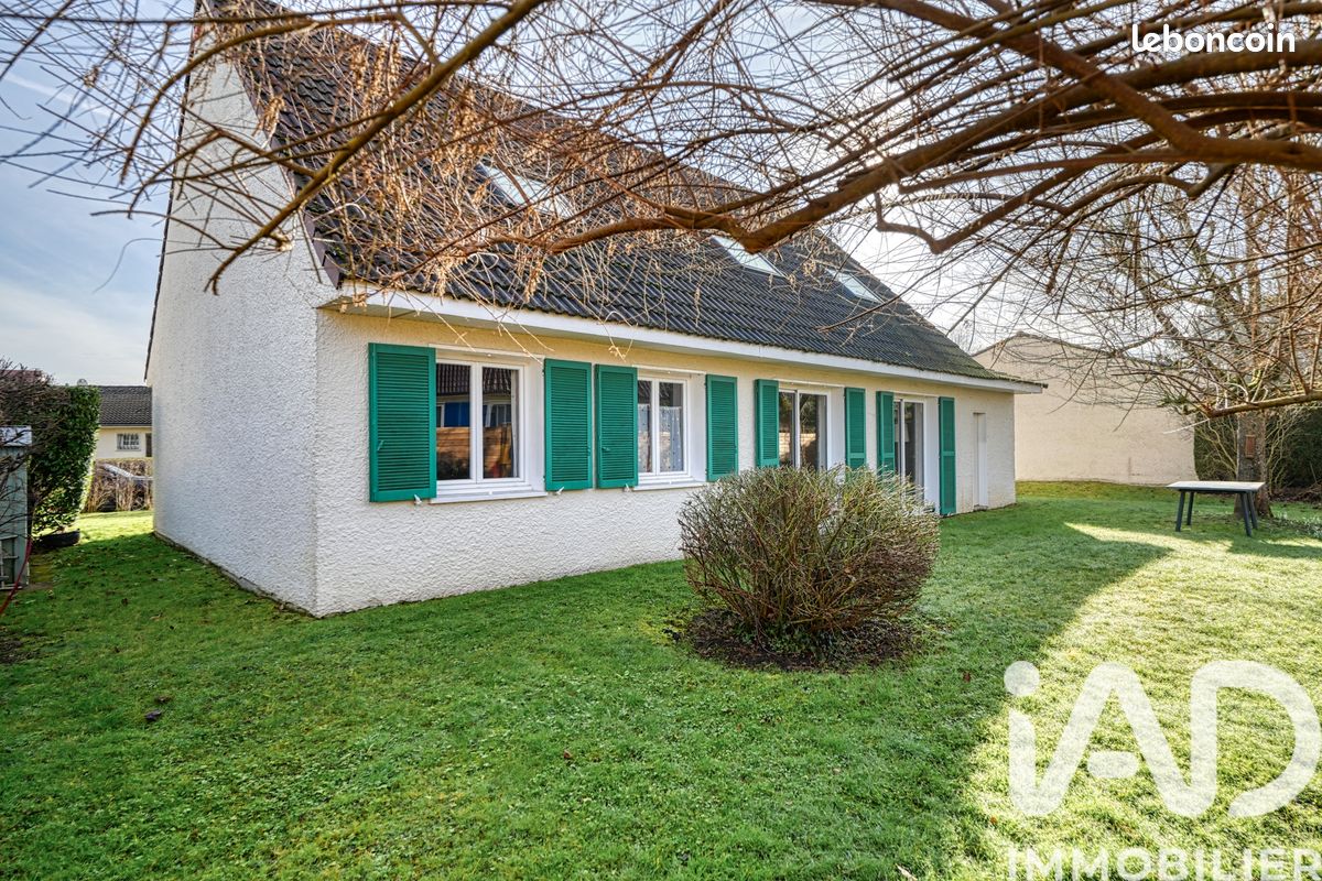 Maison 8 pièces 158 m² · à Forges-les-Bains · 158 m² · 425 000 €
