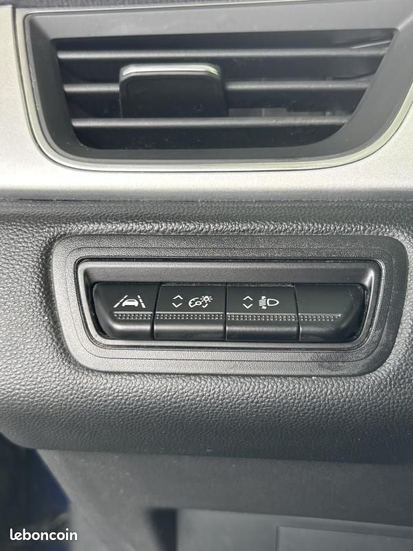 Renault Captur RIVE E-Tech 145 (image 20)