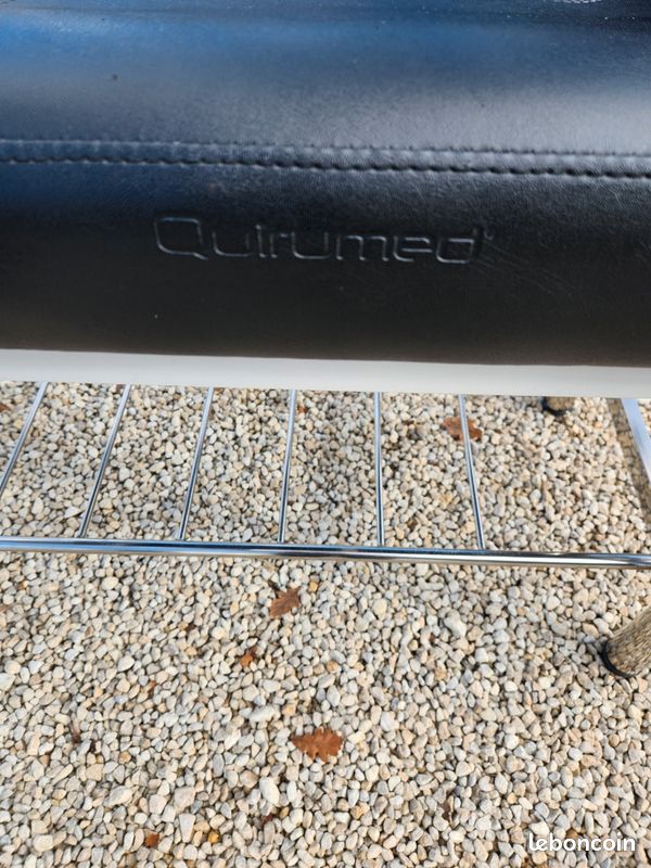 Table, fauteuil (image 3)