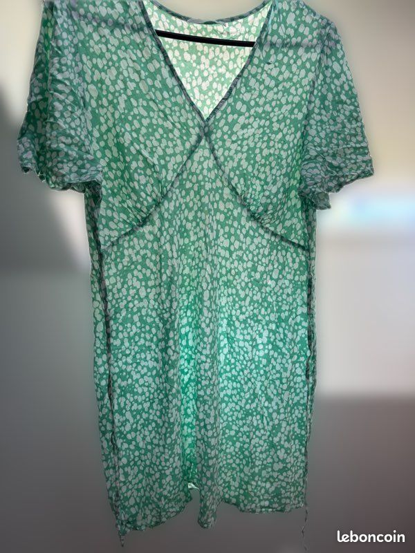 Robe courte (image 1)