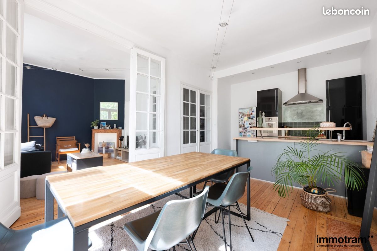 Appartement 3 pièces 79 m² · à Lille · 79 m² · 320 000 €