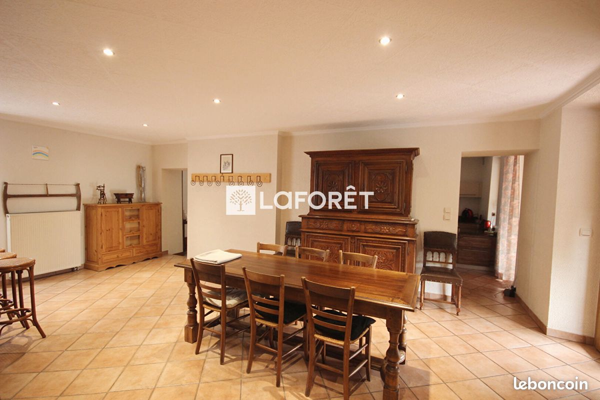 Appartement 3 pièces 116 m² · à Albertville · 116 m² · 1 128 €