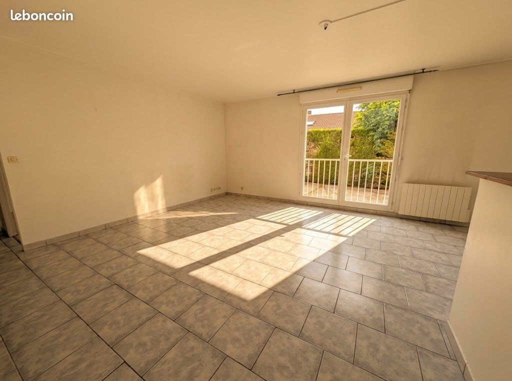 Appartement 2 pièces 44 m² · aux Clayes-sous-Bois · 44 m² · 152 000 €