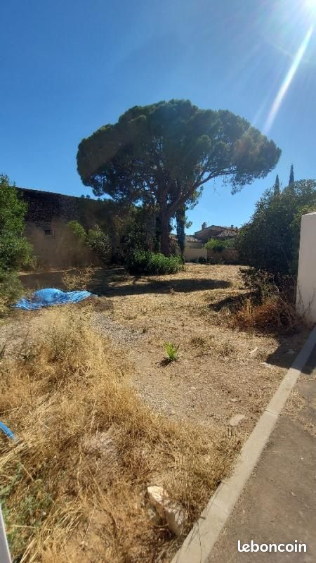 Terrain 947 m² · à Pomérols · 199 000 €