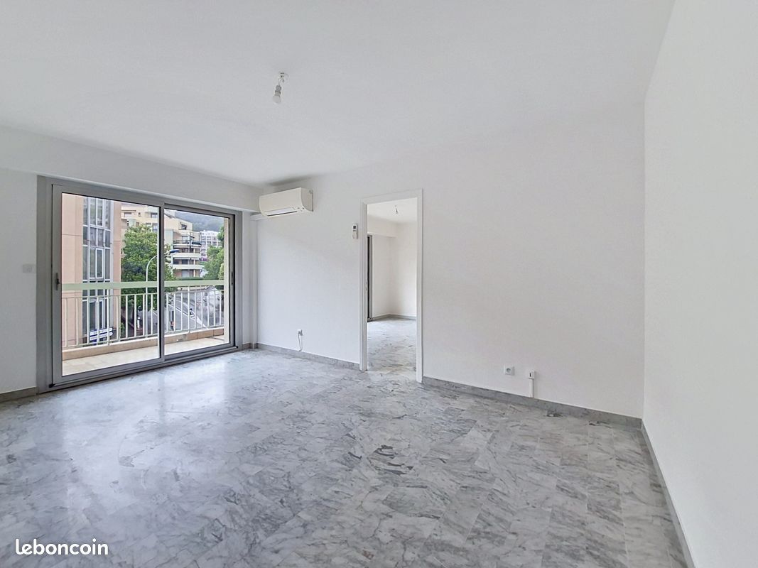 Appartement 2 pièces 46 m² · à Menton · 46 m² · 250 000 €