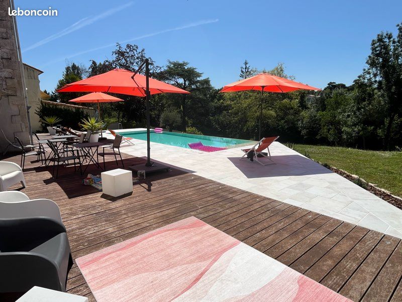 Maison 7 pièces 230 m² · à Niort · 230 m² · 400 000 €