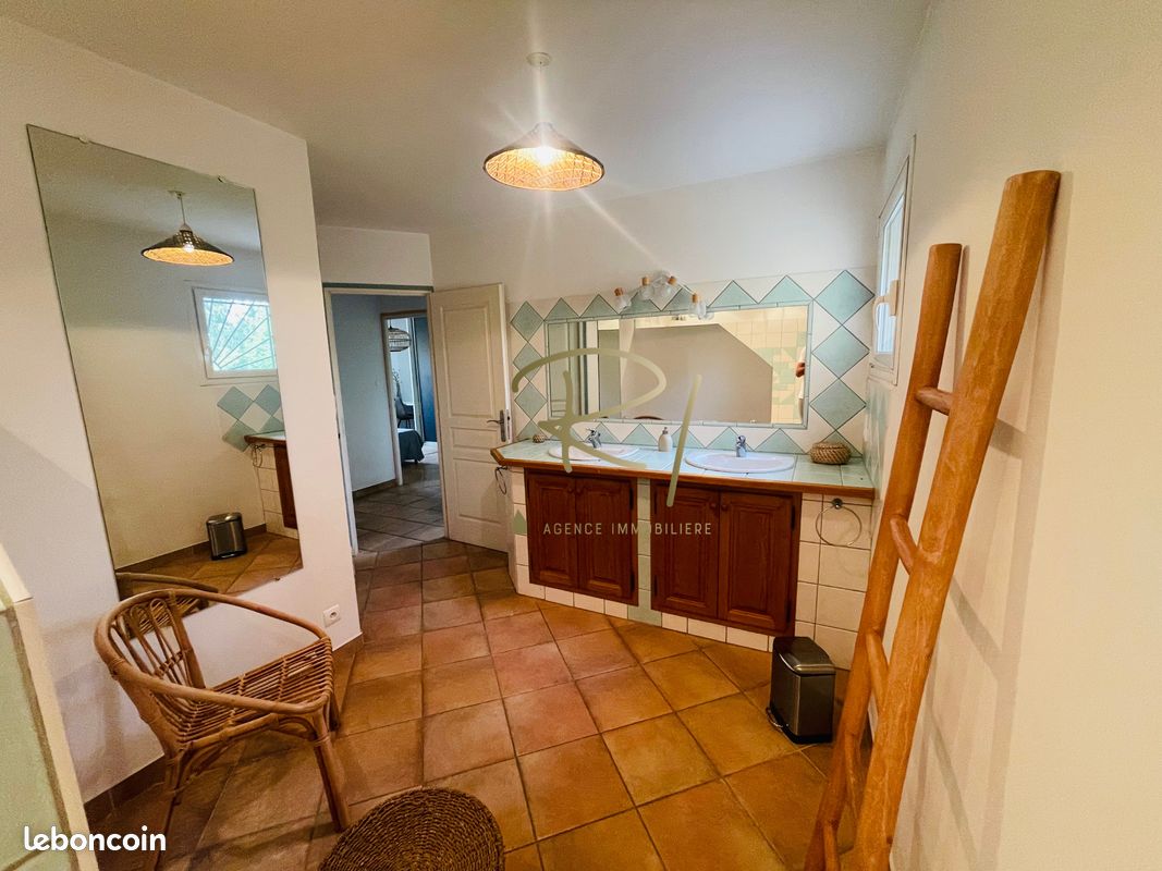 Villa 5 pièces 145 m² (image 12)