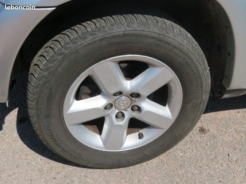 Toyota RAV4 115 D-4D VXE 5P (image 8)