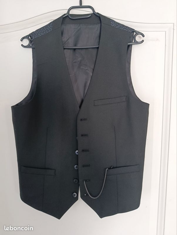Gilet Noir Devred Taille XL D’occasion En Très Bon état - Style College, Extérieur Coton Mixte
