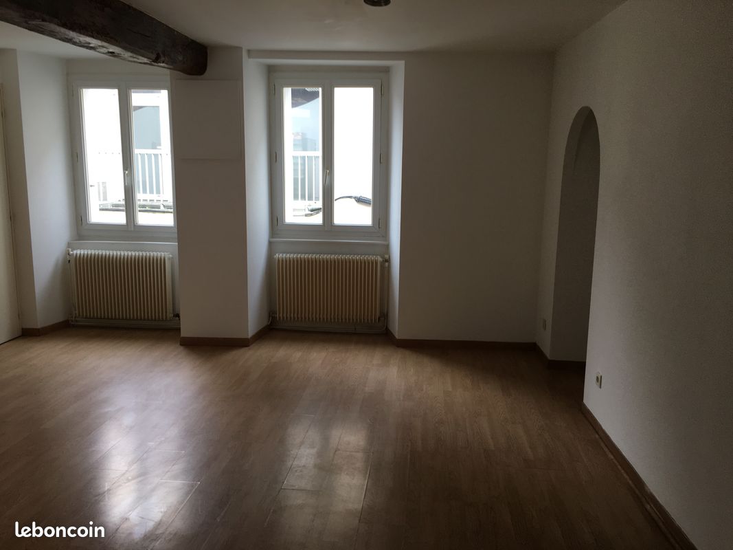 Appartement 3 pièces 76 m² · à Cholet · 76 m² · 680 €