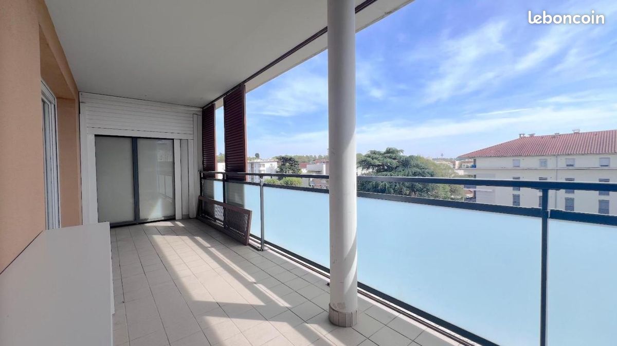Appartement 4 pièces 80 m² · à Décines-Charpieu · 80 m² · 264 000 €