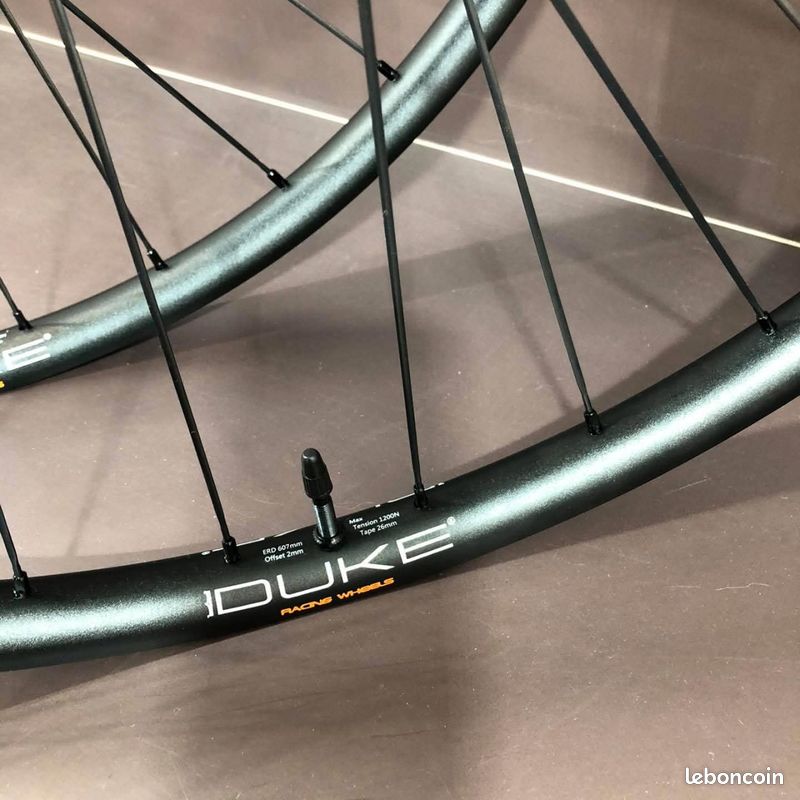 Roues Duke cannondale lefty Équipements vélos