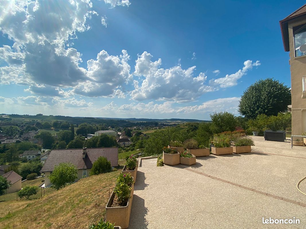 Maison 8 pièces 219 m² · à Arbois · 219 m² · 525 000 €