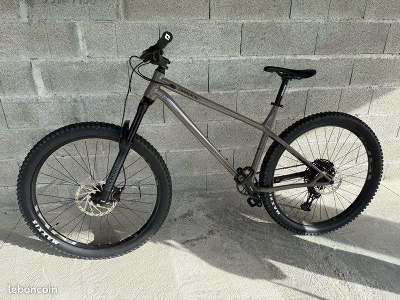 Commencal Meta Ht Dirt Commencal Meta Ht Am Ride Dirt Vélos