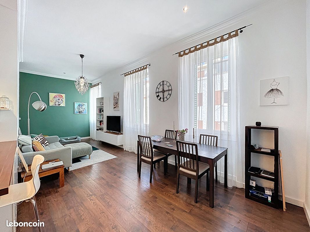 Appartement 3 pièces 87 m² · à Ajaccio · 87 m² · 273 000 €