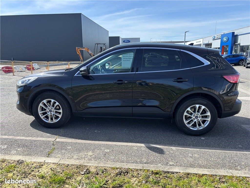 Ford Kuga III 2.0 ECOBLUE 150 MHEV BVM6 Titanium (image 4)