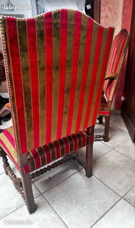 Magnifique paire fauteuils Louis XIII (image 9)