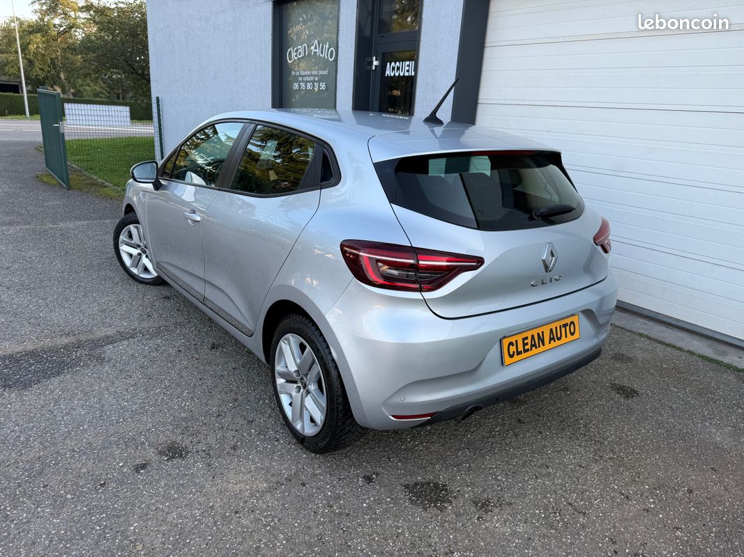 Renault clio v 1.5 blue dci 85 2020 145 017 km (image 5)