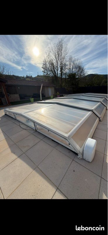 Abris de piscine 9,50x4,80 motorisé (image 2)