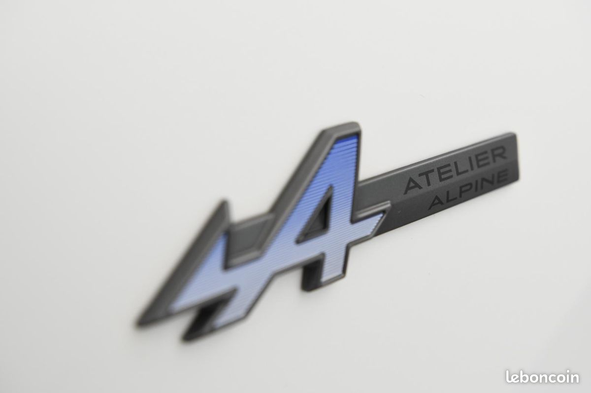 RENAULT RAFALE E-Tech 4x4 300 atelier Alpine (image 17)