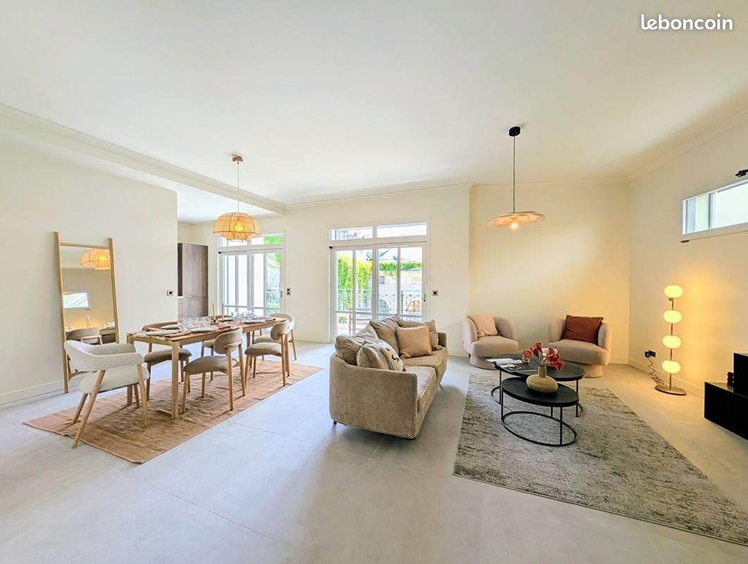 Appartement 4 pièces 111 m² · à Aix-les-Bains · 111 m² · 890 000 €