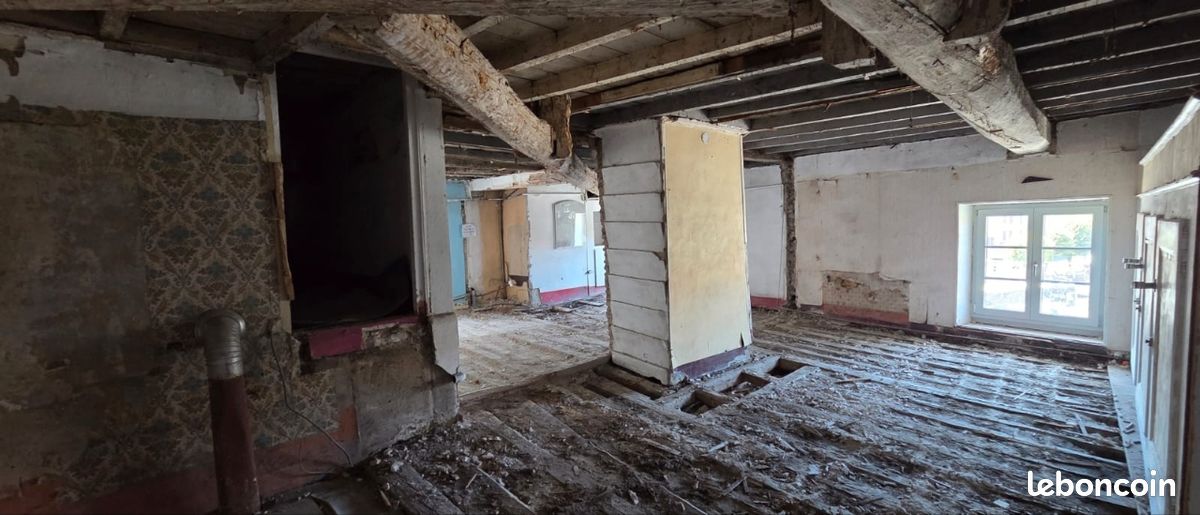 Appartement 1 pièce 56 m² · à Voiron · 56 m² · 79 000 €