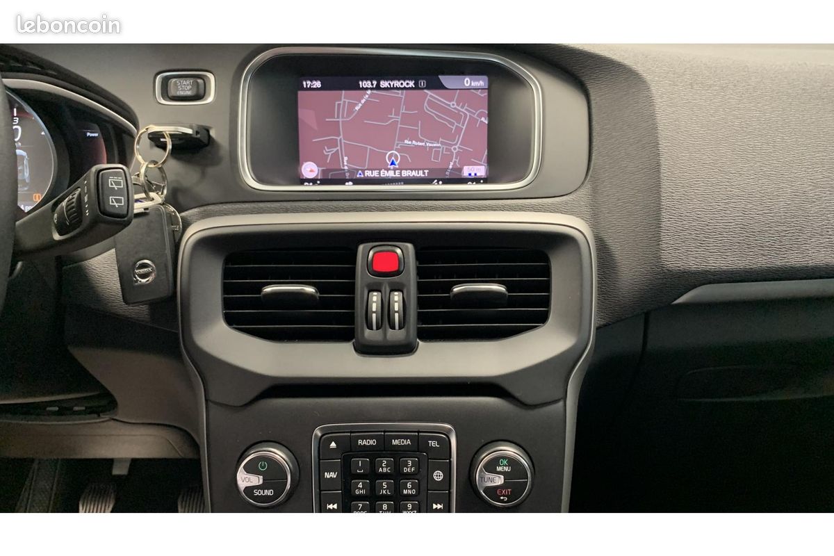 Volvo v40 d2 120 ch - itek edition - garantie 1 an (extensible jusqu 3 ans) (image 14)