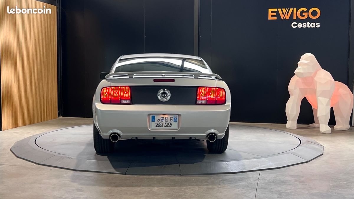 FORD MUSTANG FASTBACK GT V8 4.6L 305ch SACT 24 soupapes - CARTE GRISE FRANCAISE (image 13)