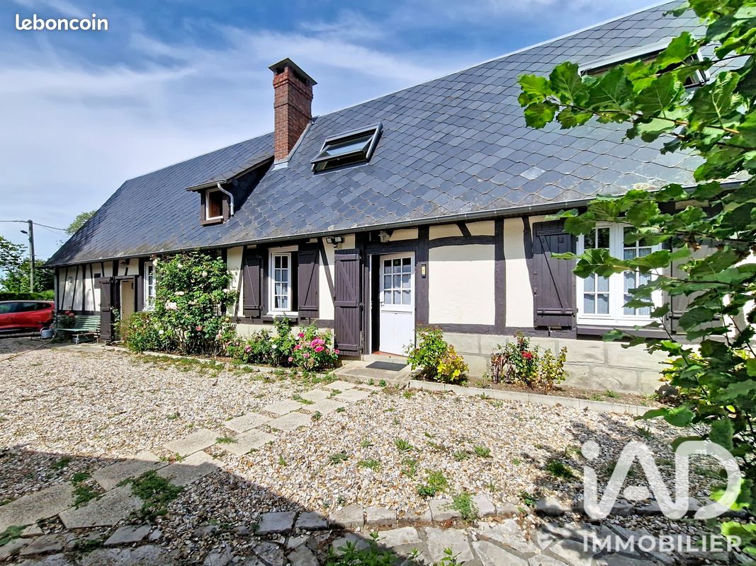 Maison 5 pièces 95 m² · à Les Hogues · 95 m² · 219 000 €