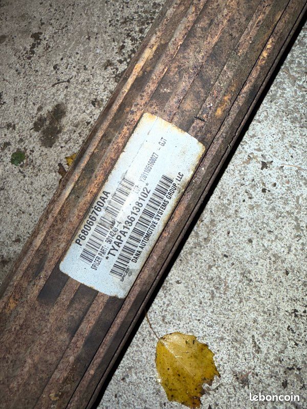 Arbre de transmission arrière jeep wrangler JK LONG (image 2)