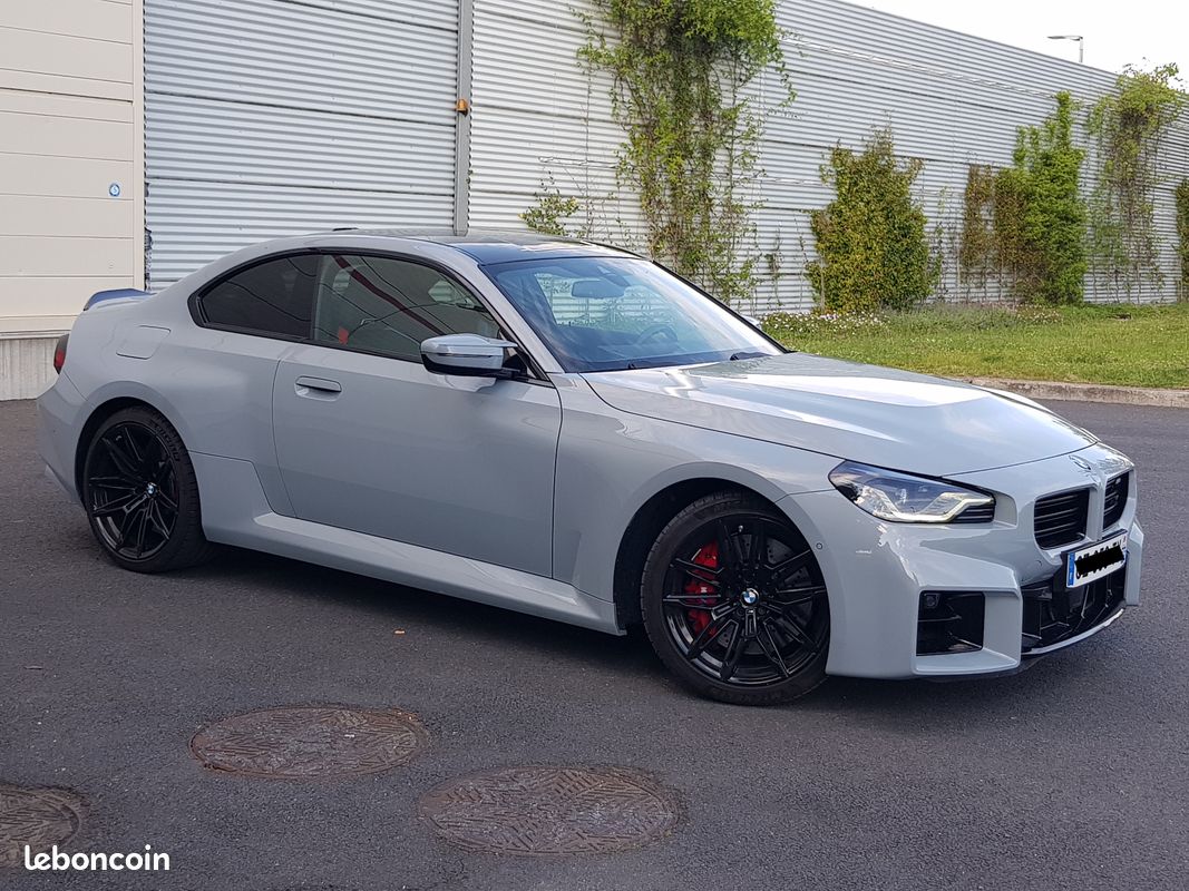 M2 G87 GARANTIE 24 mois BMW incluse neuve 6900 km - Carbone intérieur extérieur, Harman Kardon, Affichage tête haute, Sièges cuir électrique chauffant, Régulateur vitesse adaptatif, Chargeur induction (image 5)