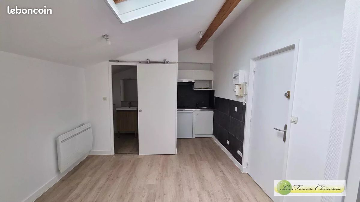 Appartement 1 pièce 17 m² · à La Couronne · 17 m² · 380 €
