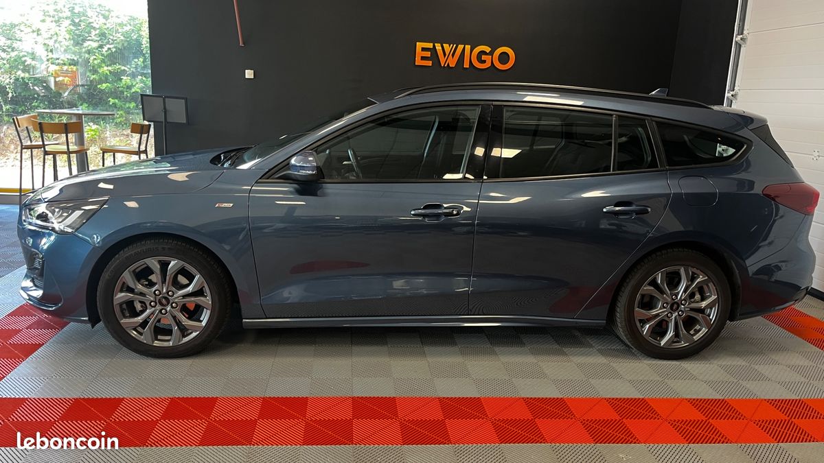 FORD FOCUS BREAK 1.0 ECOBOOST 125 HYBRID ST-LINE BVa (image 4)