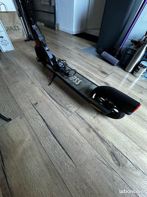 Trottinette électrique surpass ne s’allume plus (image 1)