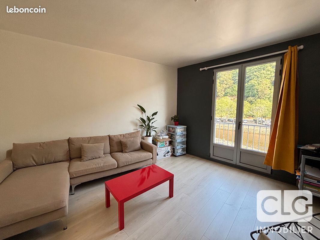 Appartement 2 pièces 54 m² · à Quimper · 54 m² · 585 €