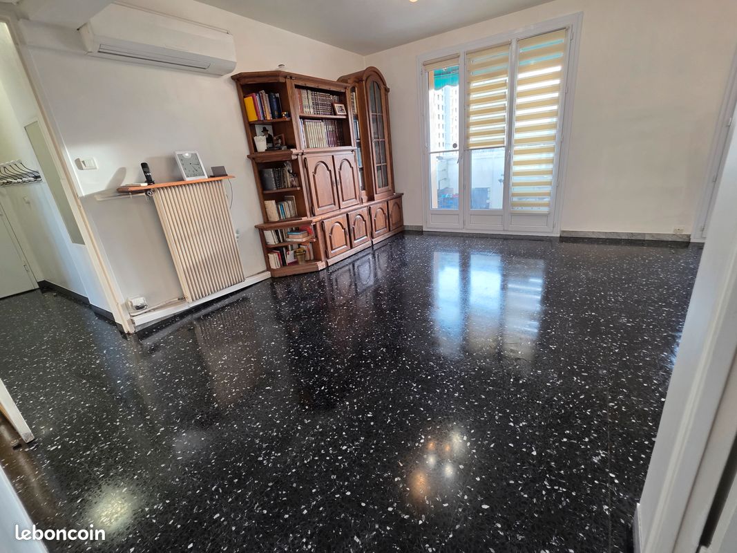 Appartement 4 pièces 75 m² · à Marseille · 75 m² · 215 000 €