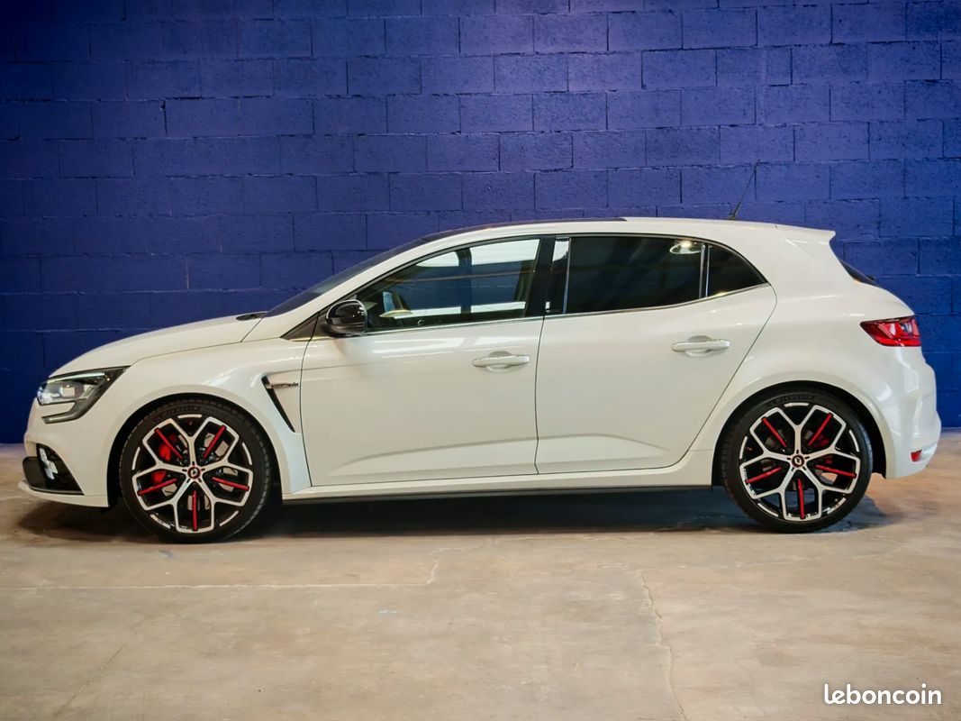 RENAULT Megane 1.8 300ch RS Trophy - 2019 - 48 872 km - CarPlay - Toit ouvrant - Boite mécanique (image 2)