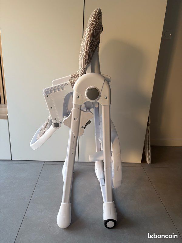 Chaise bébé ajustable et pliante (image 5)