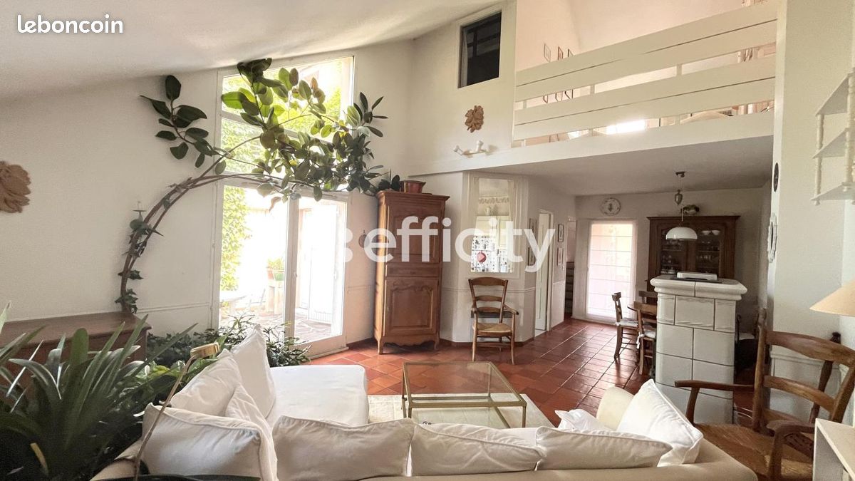 Maison 6 pièces 108 m² · à Jouy-le-Moutier · 108 m² · 300 000 €