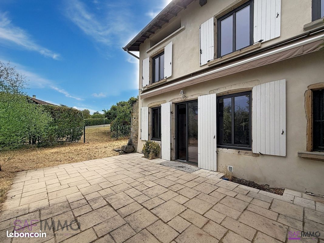 Maison 5 pièces 137 m² · à Chaponost · 137 m² · 1 800 €/mois