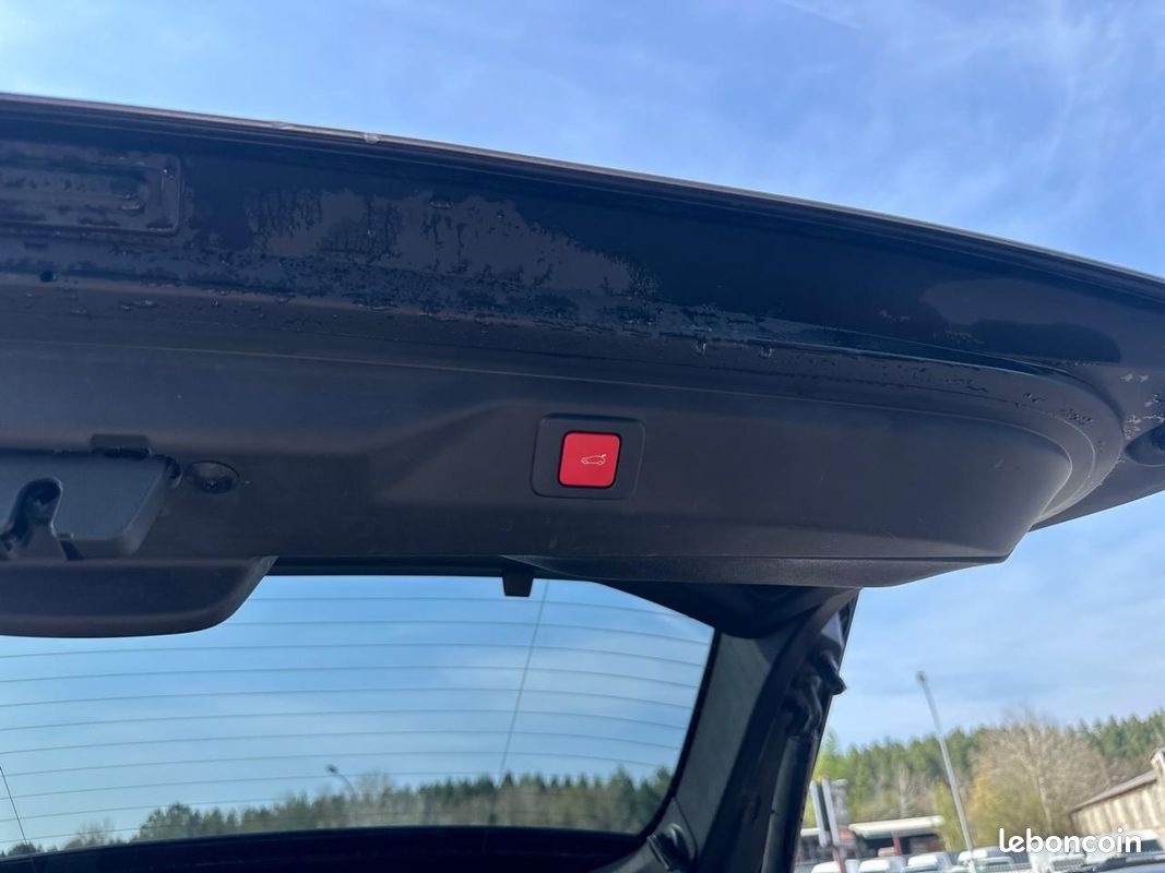 PEUGEOT 3008 1.2 hybrid 145 gt e-dcs6 (image 12)