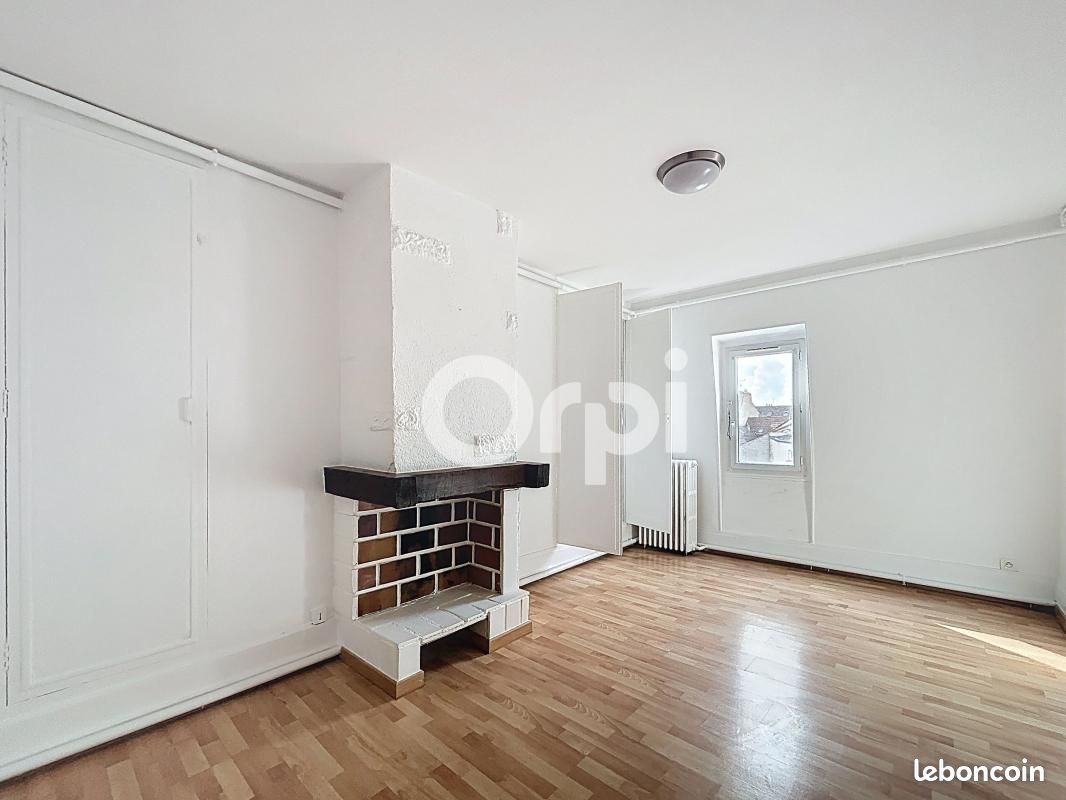Appartement 1 pièce 40 m² · à Longjumeau · 40 m² · 725 €/mois